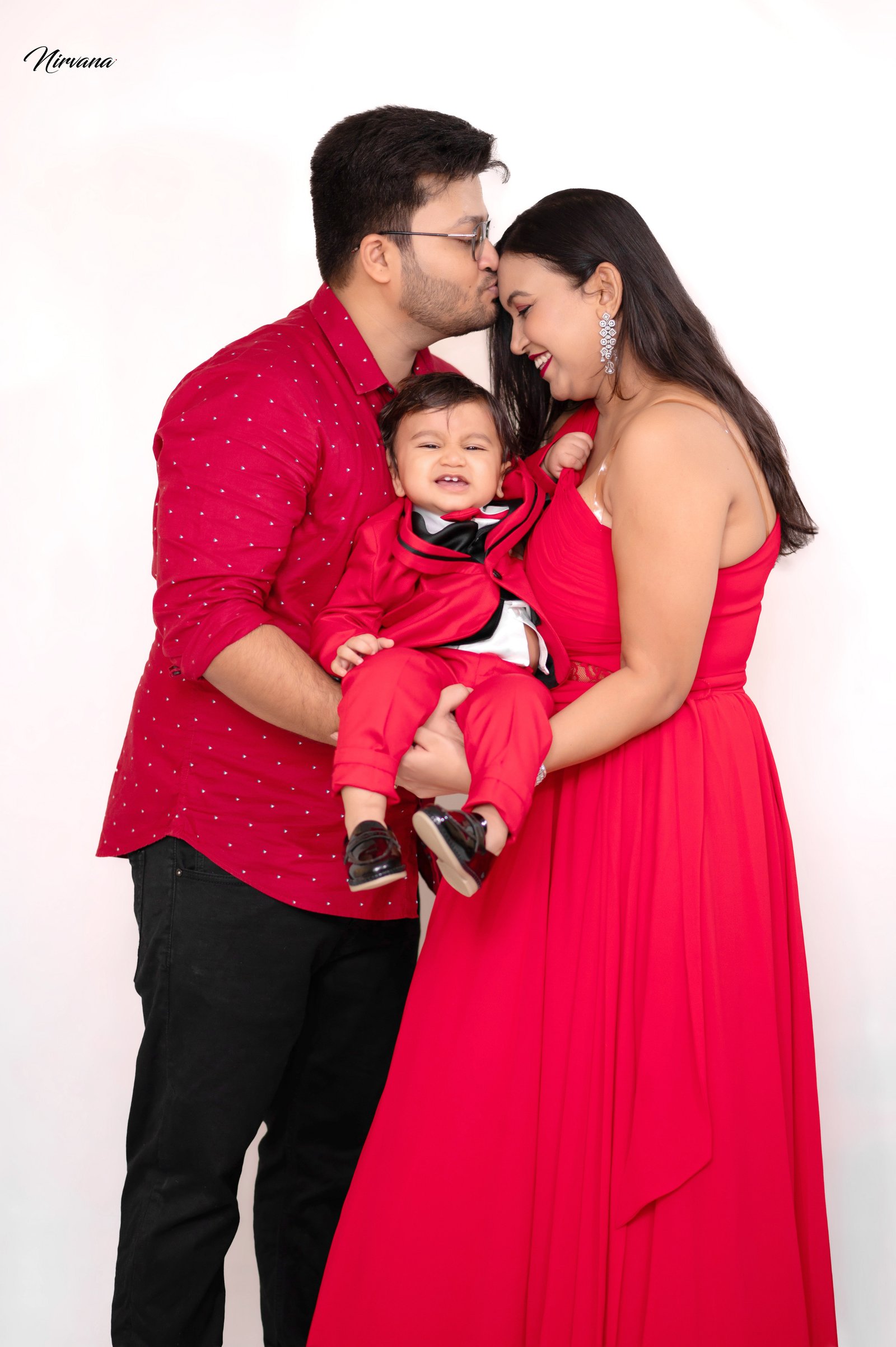 Family photography by Nirvana Photography