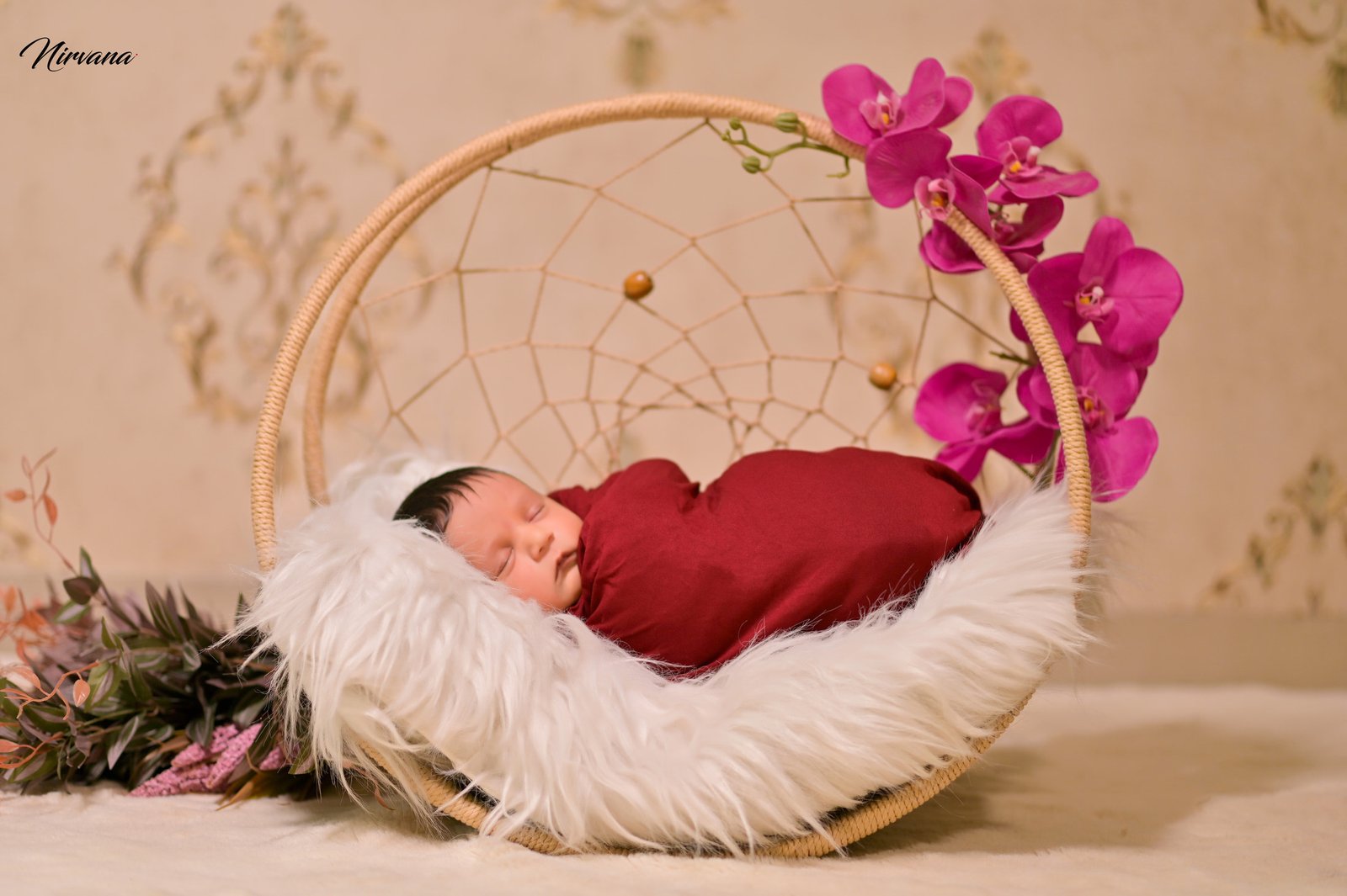 Gentle, baby-led portraits created with patience, warmth and utmost care.